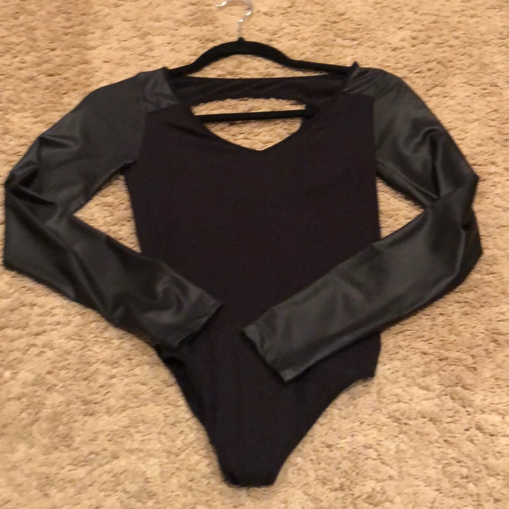 Bebe top leather sleeves bodysuit seamless